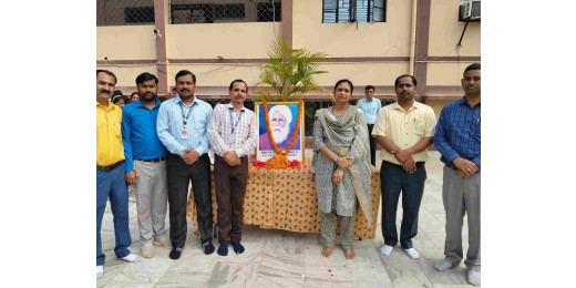 डीएवी पब्लिक स्कूल  में श्रद्धा और भक्ति भाव से मनाई गई महात्मा हंसराज जयंती 